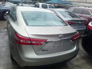Toyota Avalon 2014 Gold