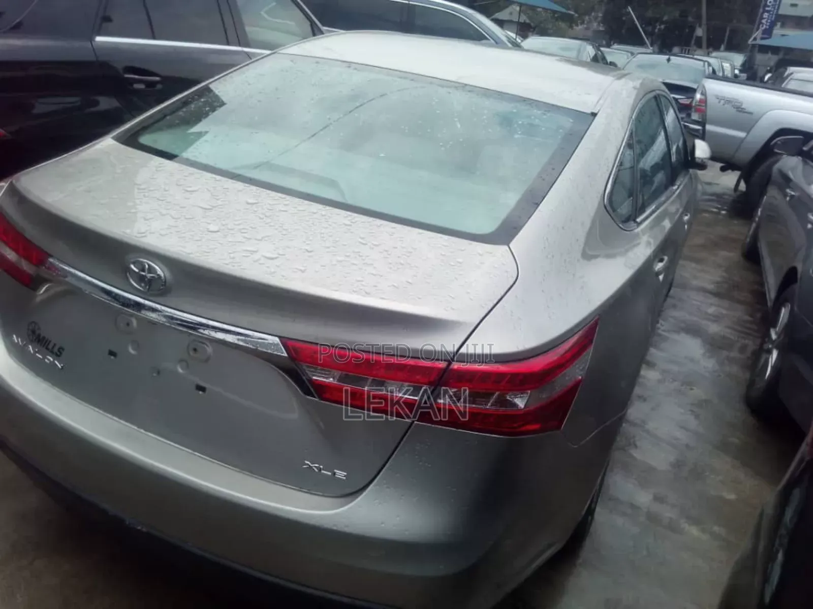 Toyota Avalon 2014 Gold