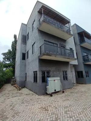 5bdrm Duplex in Apo District for sale