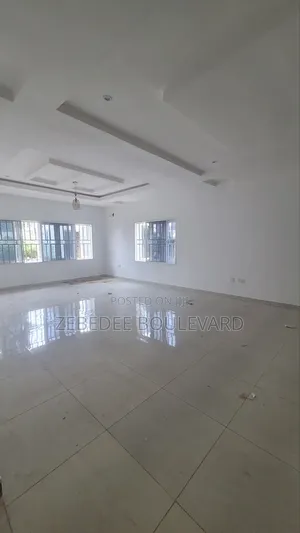 4bdrm Townhouse / Terrace in Durumi for rent