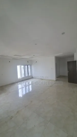 4bdrm Townhouse / Terrace in Durumi for rent