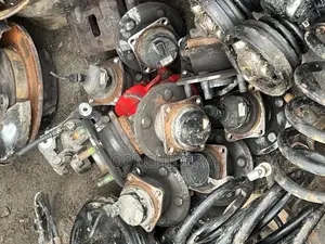 Toyota Corolla Back Hub – Strong Clean