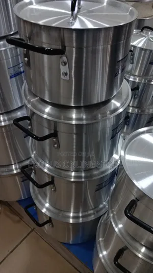 K K Set of 4 Quality Pots
