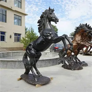 Life Size Garden Horse Sculpture for Homes , Hotels, Parks