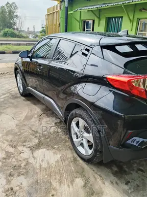 Toyota C-HR XLE Prermium FWD (2.0L 4cyl 2AM) 2018 Black