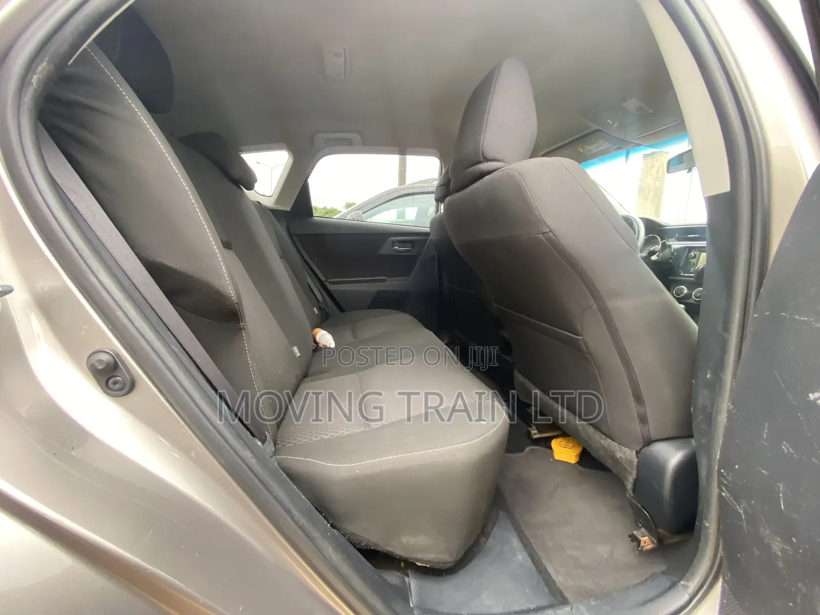 Toyota Corolla 2015 Maroon