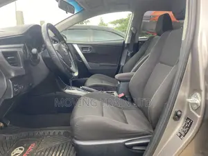 Toyota Corolla 2015 Maroon