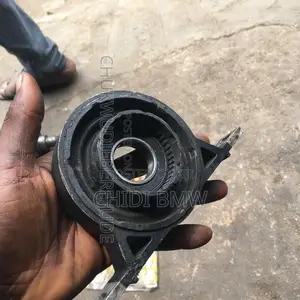 BMW E46 E90 X3 Propeller Bearing/Centre Casing