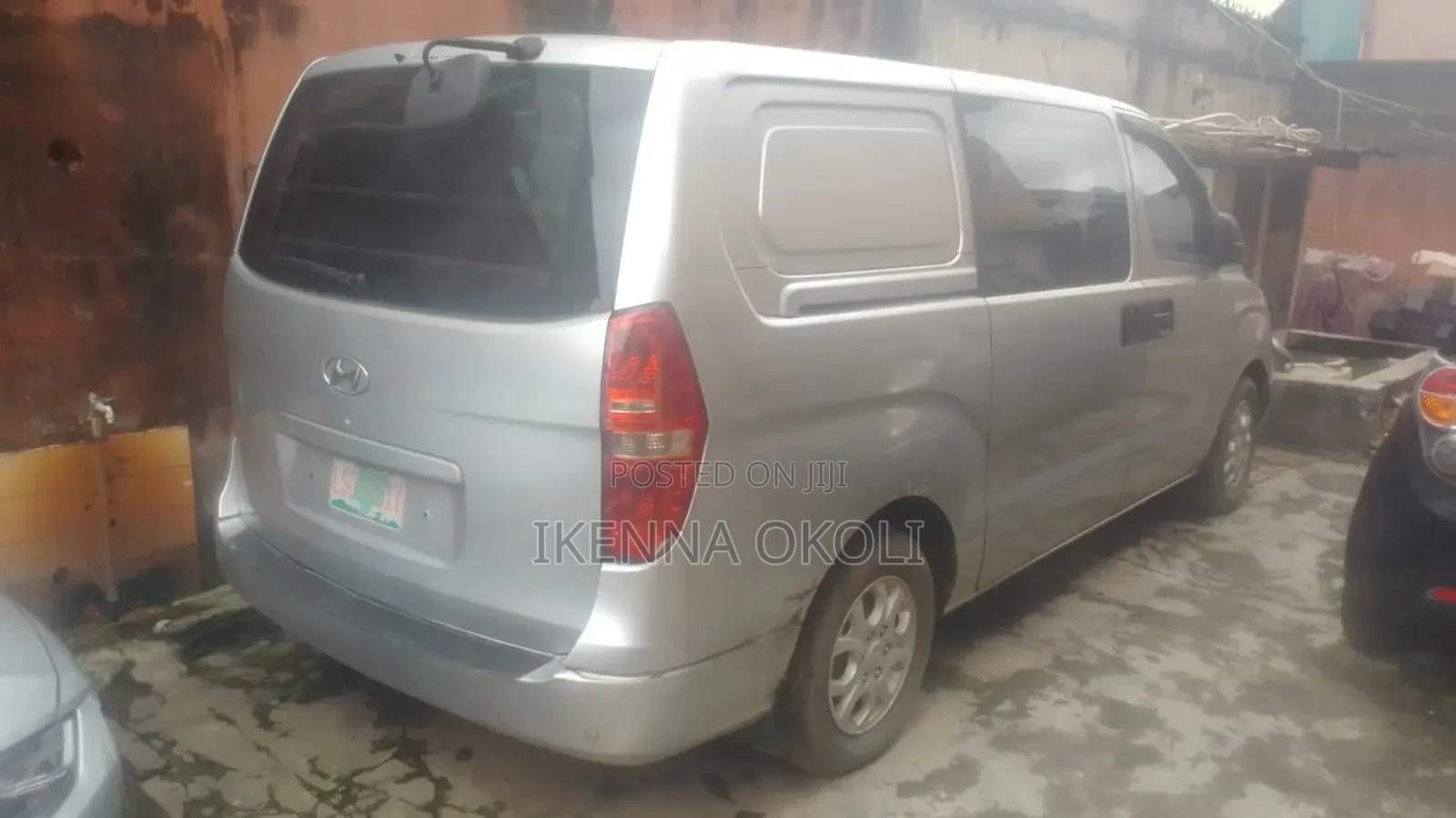 Hyundai Starex 2009 Silver