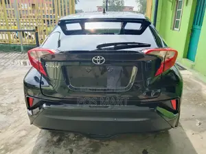 Toyota C-HR XLE Prermium FWD (2.0L 4cyl 2AM) 2018 Black