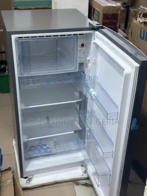 Ample Storage Solutions Skyrun 160l Refrigerator (Bcd-160hc)