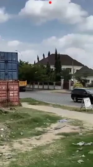 Residential Land With A Building Structure{ Demolish-able}
