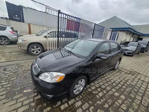 Photo - Toyota Corolla S 2004 Black