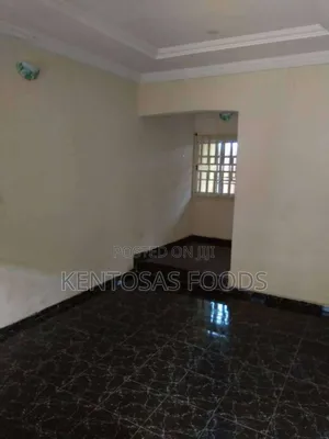 2bdrm Block of Flats in Efosa House, Benin City for rent