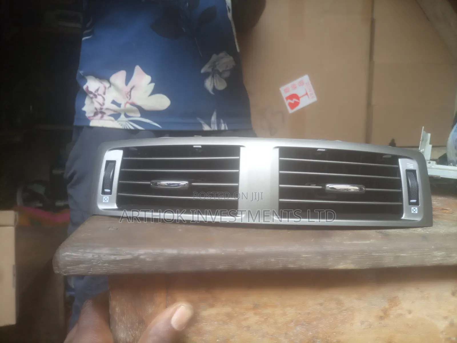 Is250 Center Vent
