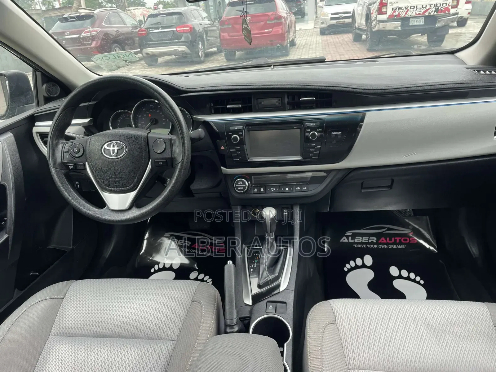 Toyota Corolla LE 4dr Sedan (1.8L 4cyl CVT) 2016 Black