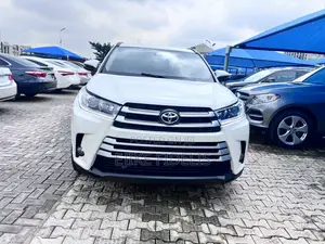 Toyota Highlander Limited Platinum 2019 White