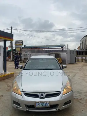 Photo - Honda Accord 2.0 Comfort 2006 Silver