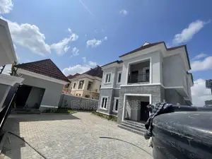 5bdrm Duplex in With 2 Bqs Monarch, Lugbe District for sale