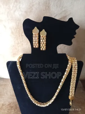 4 PCS Gold Plated Luxury Necklace Earrings Bracelet Set