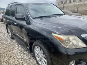 Lexus LX 570 2010 Black