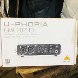 Behringer U-Phoria Umc202hd Usb Audio Interface (Soundcard) Studio