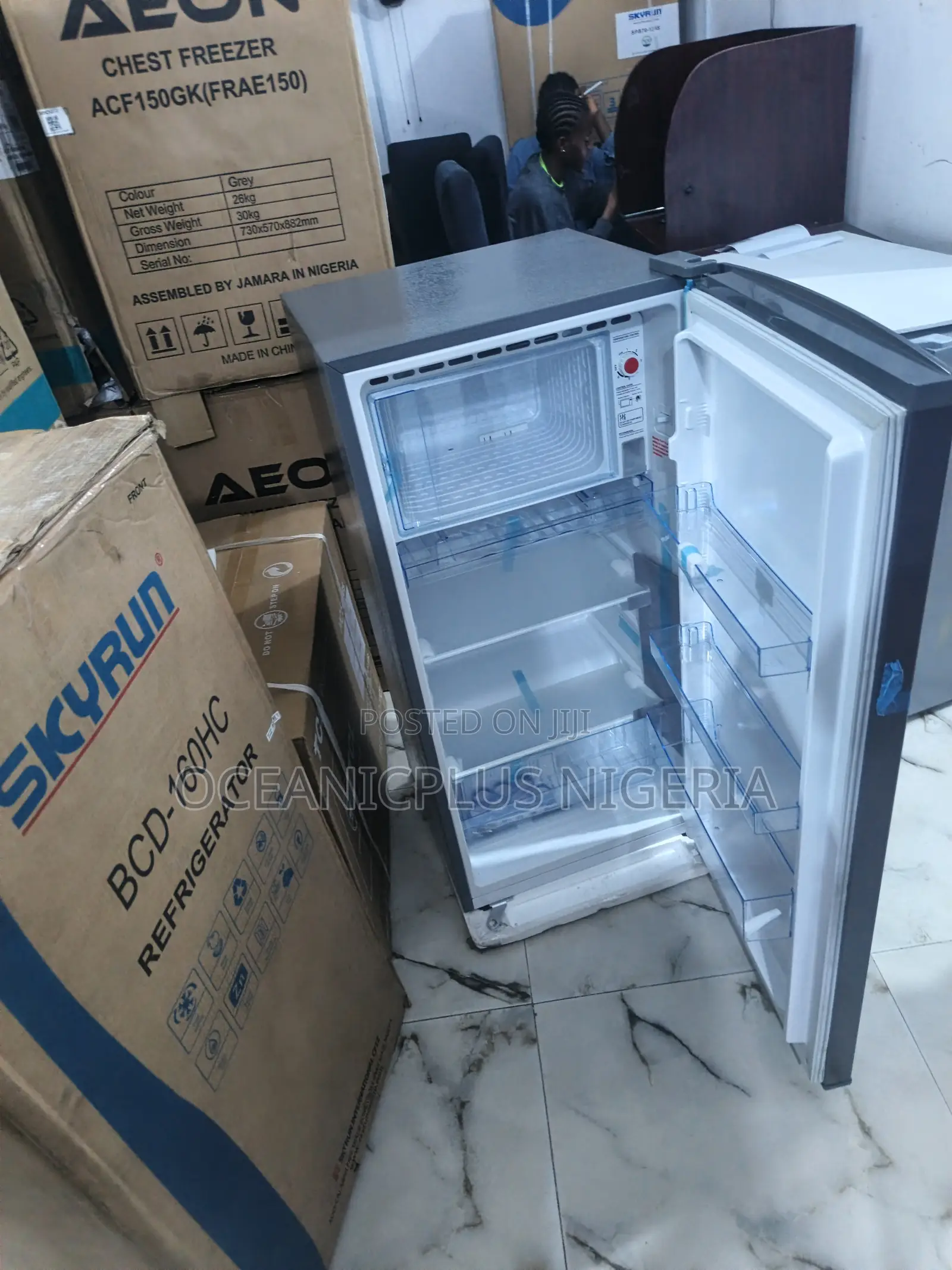 Elite Skyrun 160 Liters Refrigerator (Model BCD-160hc).