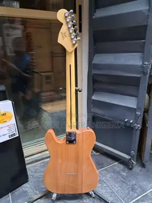 Fender Telecaster Deluxe 1975 Natural Maple Fingerboard