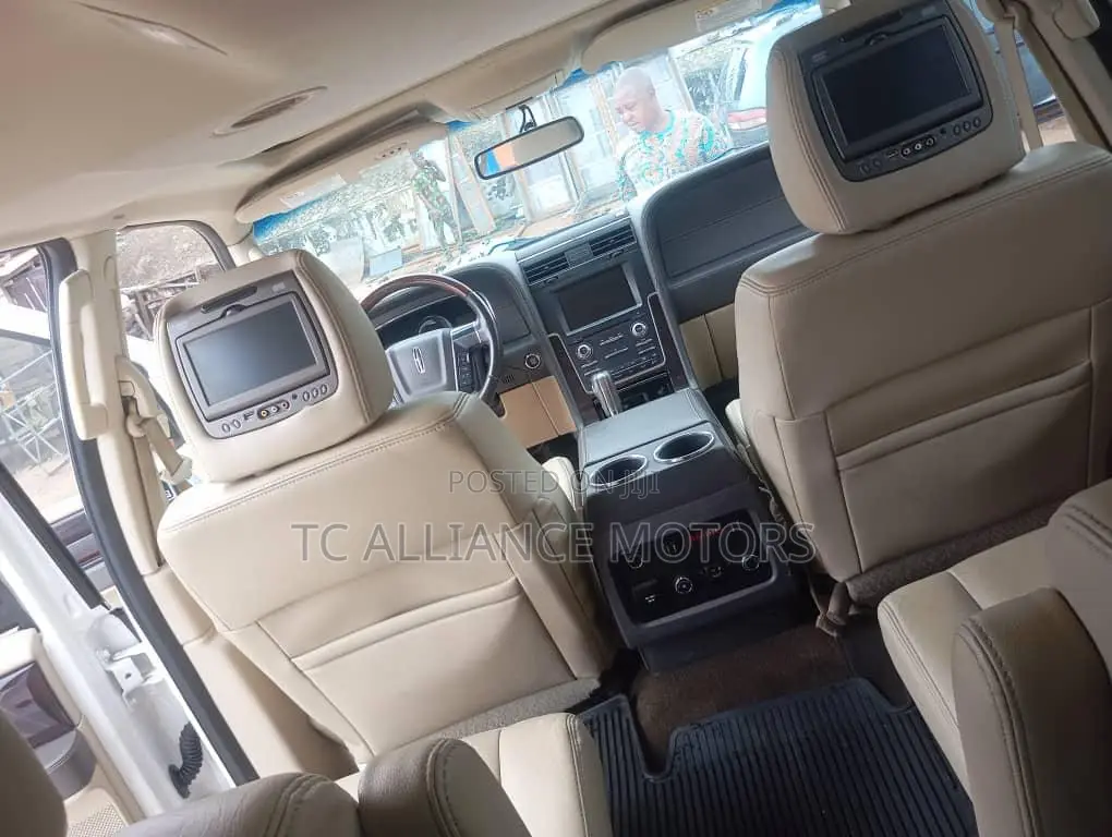 Lincoln Navigator Reserve 4x4 2016 White