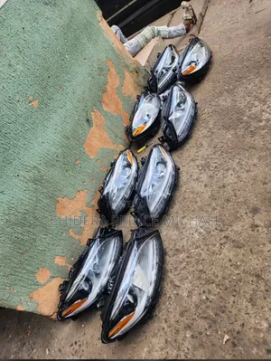 Headlights for Gle350 2016/18 Model Non Charger Model