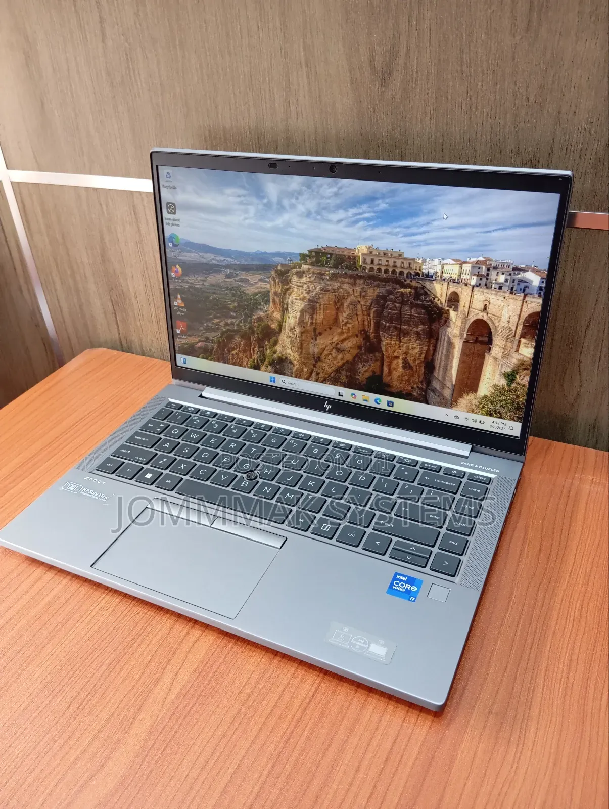 Laptop HP ZBook Firefly G8 16GB Intel Core I7 SSD 512GB