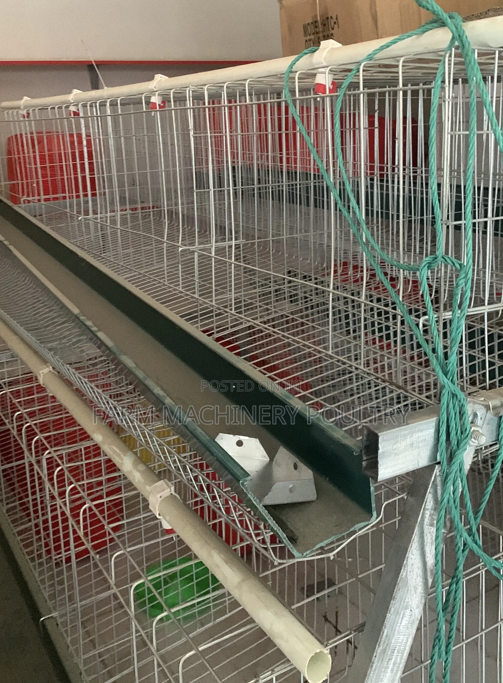 Layers Cage