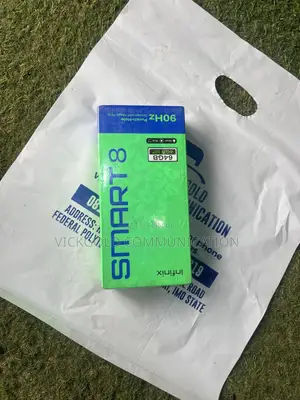 New Infinix Smart 8 64 GB Black