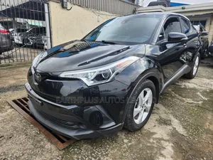 Toyota C-HR XLE FWD Sport Utility (2.0L 4cyl 2AM) 2018 Black