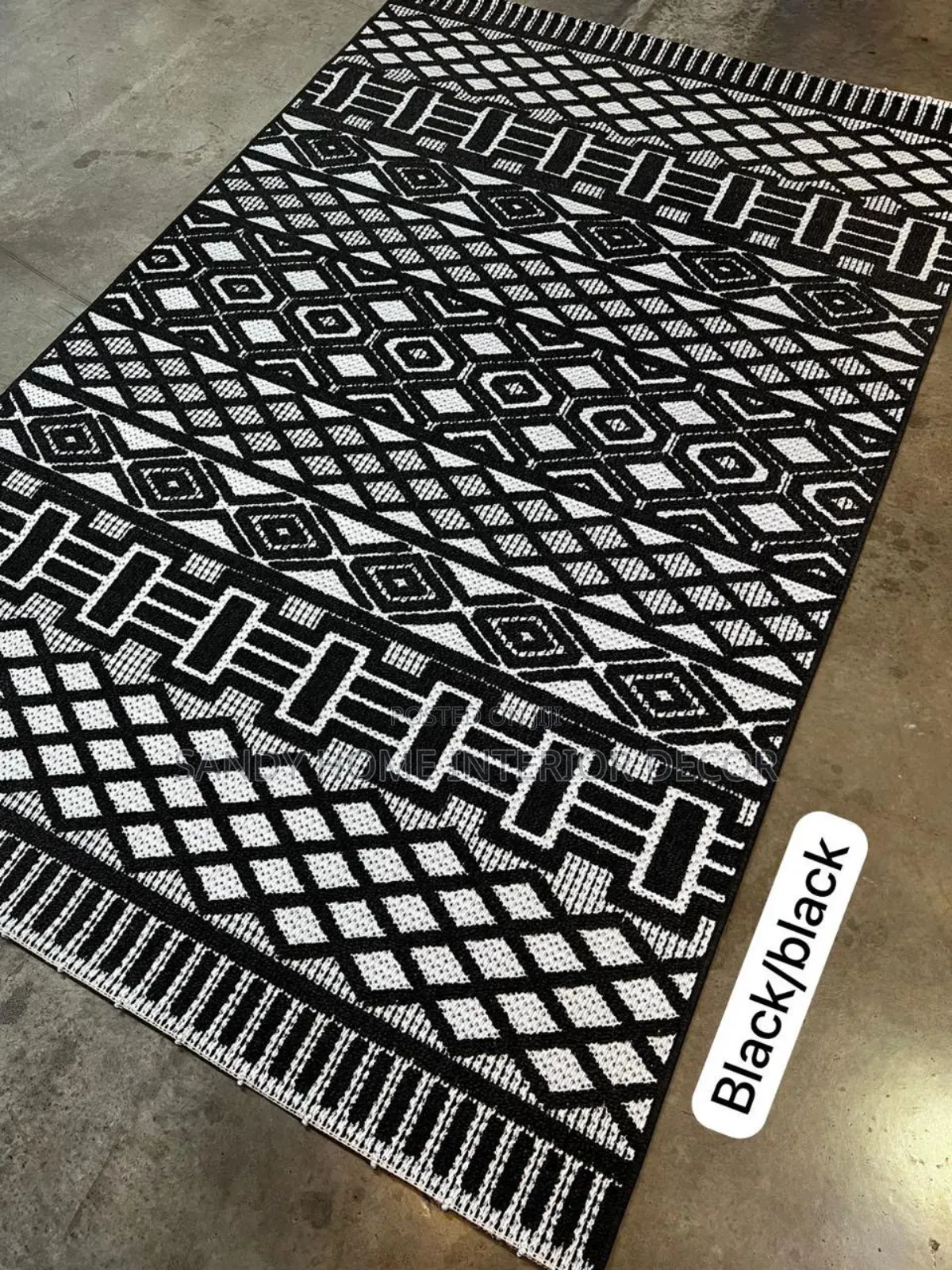 Design Black Instanbu Center Rug