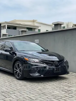 Toyota Camry SE FWD 2020 Black