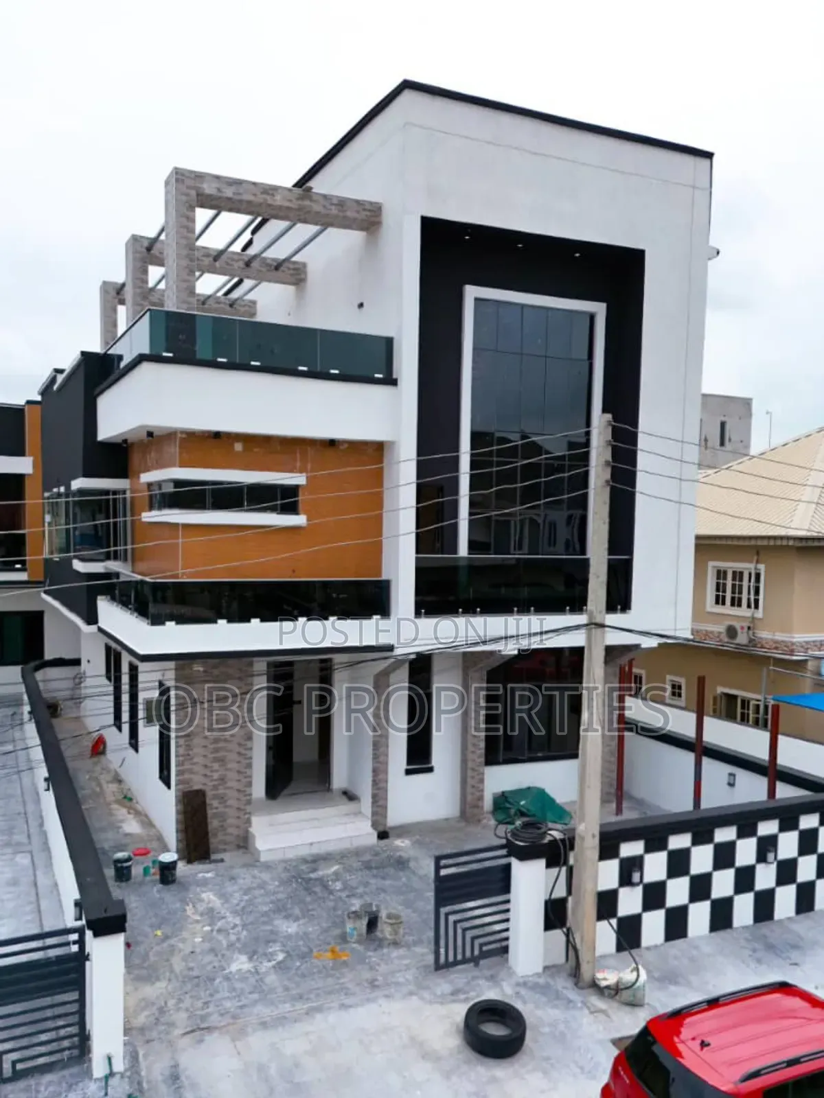 6 Bedrooms Fully Detached Duplex With Bq