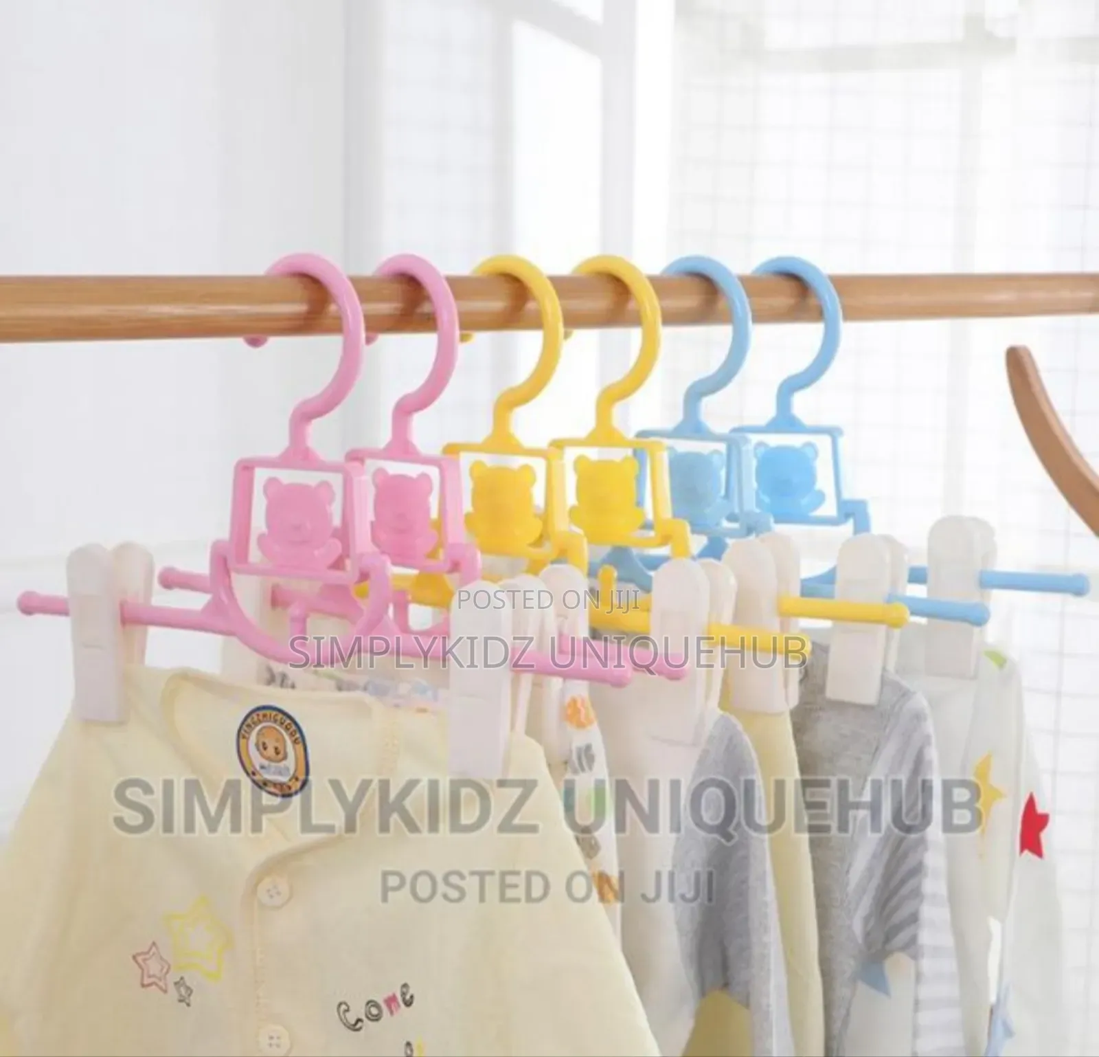 Cloth Hanger With Pegs