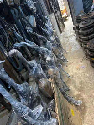 Steering Rack for Ml350 166 and Many More Different Kinds
