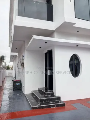 5bdrm House in Ikeja for sale