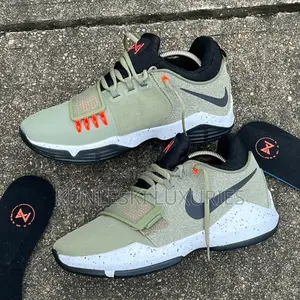 Original Nike Pg1 Element Olive Sneakers