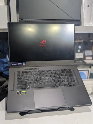 Laptop Asus ROG Zephyrus G15 16GB Intel Core Ultra 9 SSD 1T