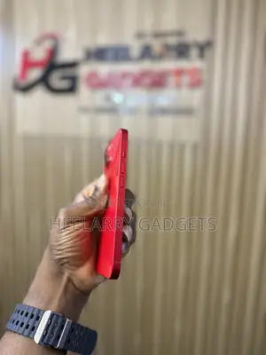 Apple iPhone 14 128 GB Red