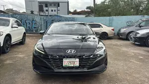 Hyundai Elantra 2021 Black