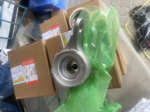 Range Rover Velar Rear Shock Absorber Mount for sale - Paddyparts Price ...