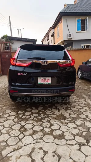 Honda CR-V Touring FWD 2018 Black
