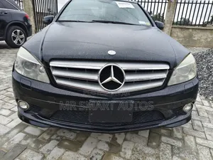 Mercedes-Benz C300 Sport 4Matic Sedan AWD (3.0L 6cyl 7A) 2010 Black