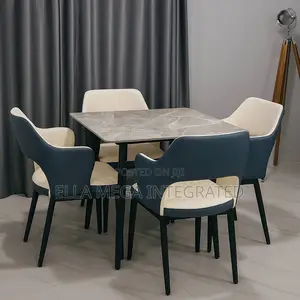 4 Seaters Dining Set