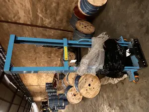 2tons Semi-Electric Straddle Stacker(Battery Powered)