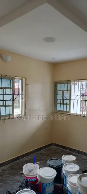 1bdrm Bungalow in Warri for rent